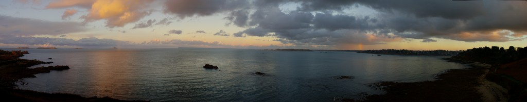 Panorama - Cote de Granit Rose Perros Guirec by Cedric Boudin